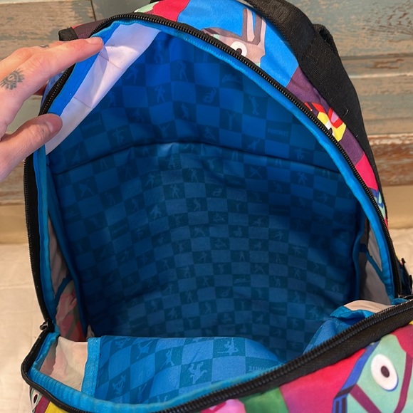 Fortnite back pack - Picture 7 of 11